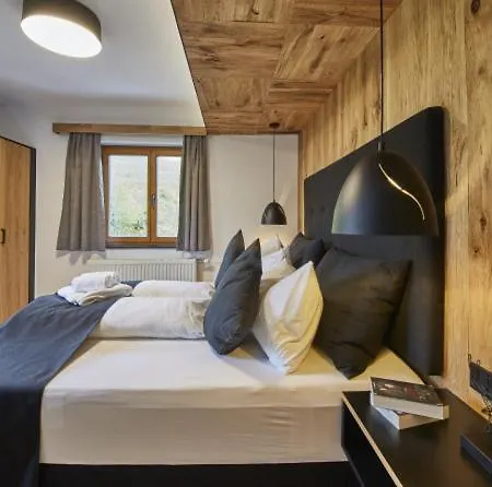 Wallehen By We Rent, Ski-in & Ski-out * 萨尔巴赫