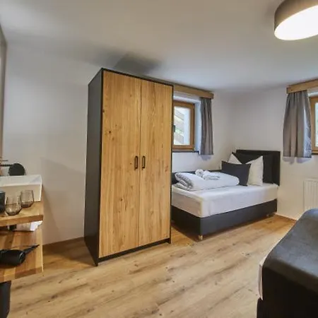 アパート Wallehen By We Rent, Ski-in & Ski-out ザールバッハ・ヒンターグレム